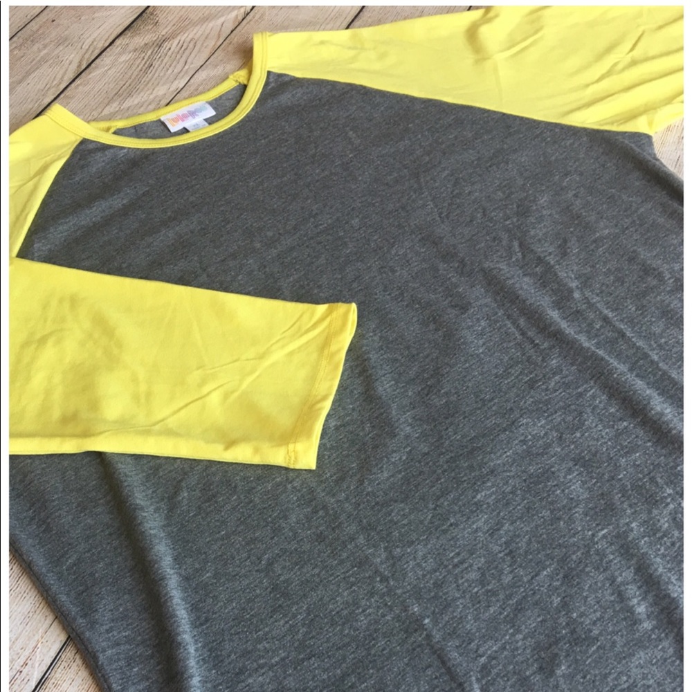 LuLaRoe long sleeve Randy top